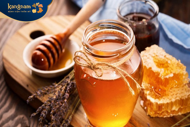 Mật ong có tính kháng khuẩn, dưỡng ẩm tự nhiên