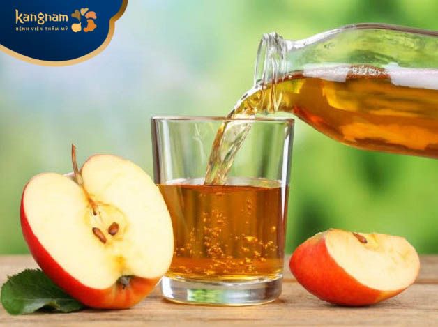 Trị mụn cóc bằng giấm táo