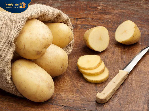 Khoai tây mẹo trị mụn, làm sạch lỗ chân lông hiệu quả