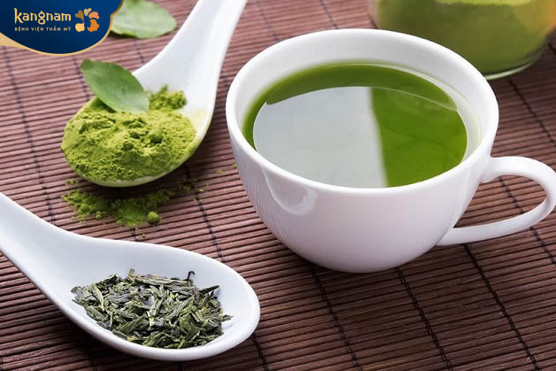 Trị mụn thịt bằng trà xanh