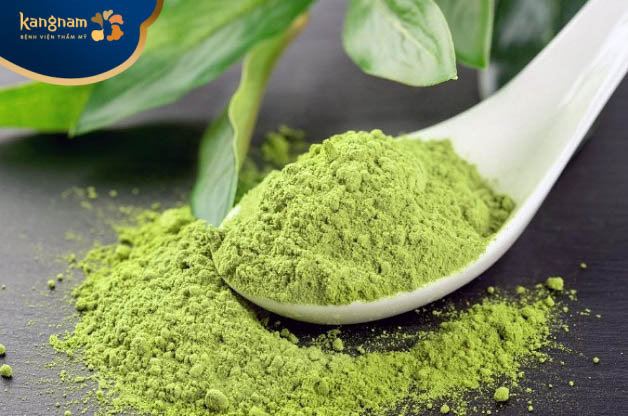 Trà xanh điều trị mụn trứng cá