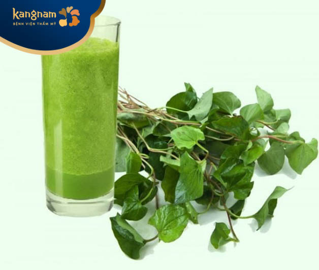 Rau diếp cá trị mụn vị viêm và sưng đỏ