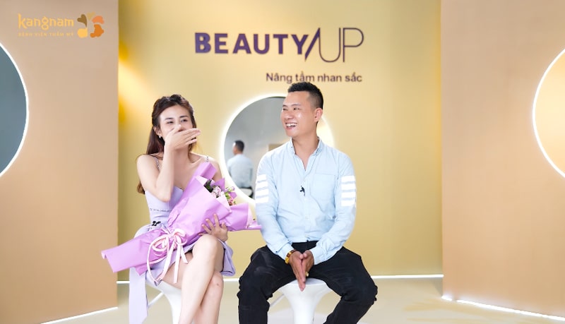 Giáo viên Piano mạnh dạn “tân trang” nhan sắc để quên đi “nốt trầm” quá khứ