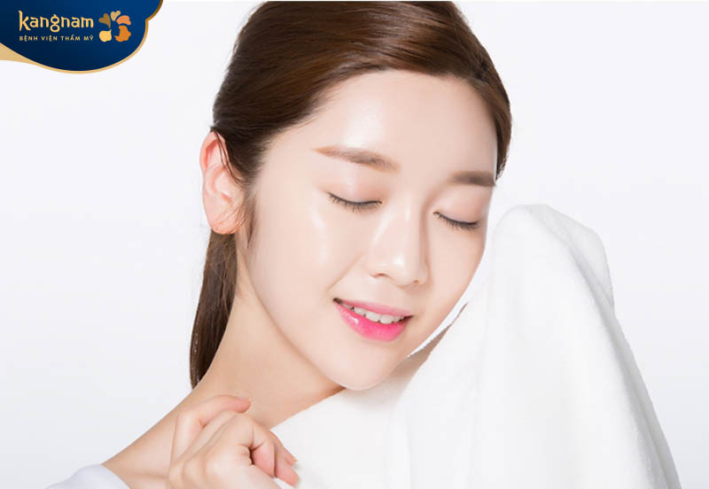 Thực hiện chế độ chăm sóc, sinh hoạt lành mạnh sau tiêm botox