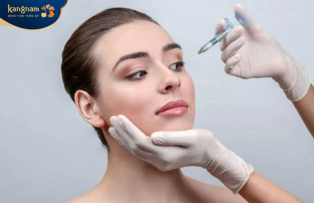 Tiêm filler thái dương vón cục do tiêm sai kỹ thuật