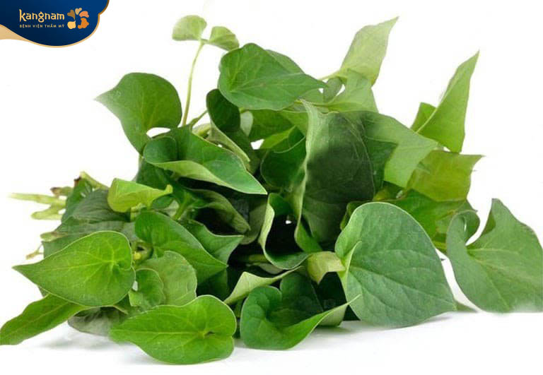 Đánh bay mụn với rau diếp cá