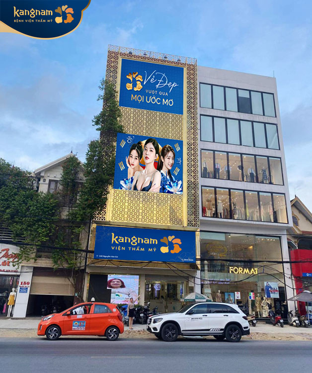 Kangnam Đà Nẵng nằm ở mặt đường lớn, khách hàng theo google có thể tìm đến dễ dàng