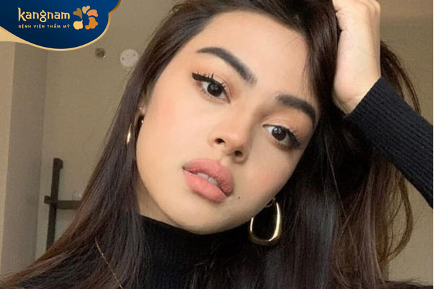 Môi tây tròn thu hút ánh nhìn