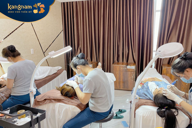 Kỹ thuật viên lành nghề, được đào tạo bài bản