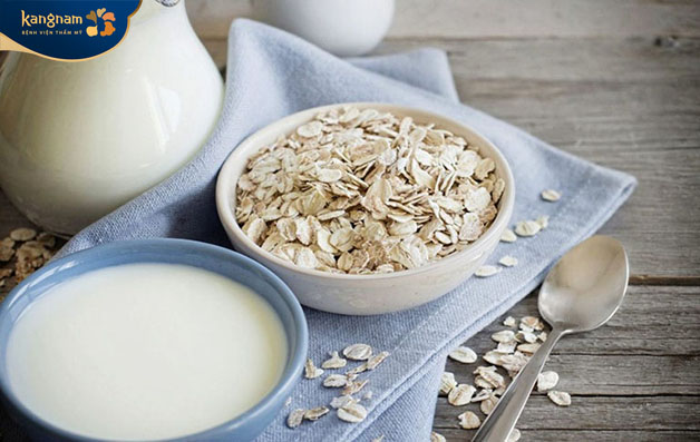 Sự kết hợp của sữa chua và yến mạch sẽ loại bỏ mụn đầu đen hiệu quả 