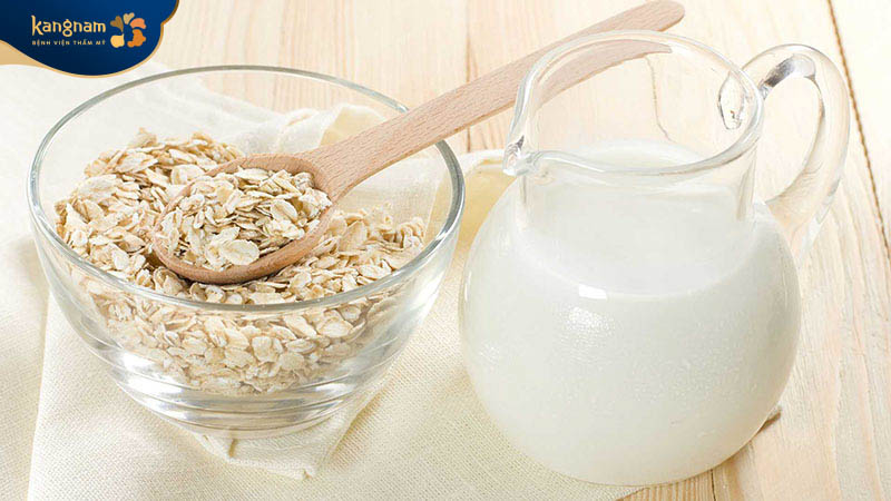 Dùng sữa tươi và yến mạch