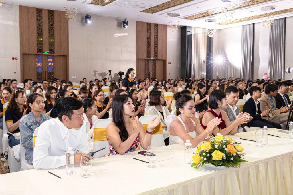 Sự kiện thu hút đông đảo sự quan tâm của các tín đồ làm đẹp