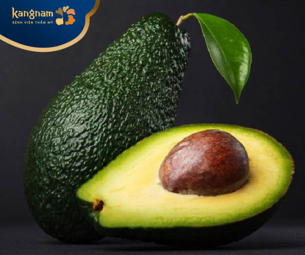 Chất béo trong bơ là một phần quan trọng giúp phát triển mô mỡ dưới ngực