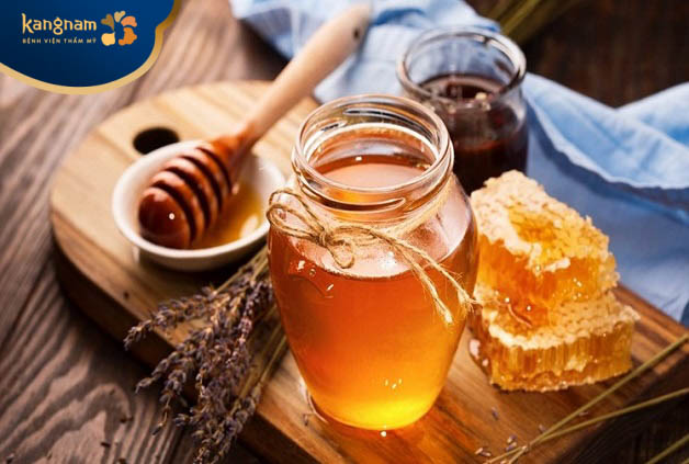 Cách làm mụn xẹp bằng mật ong nguyên chất