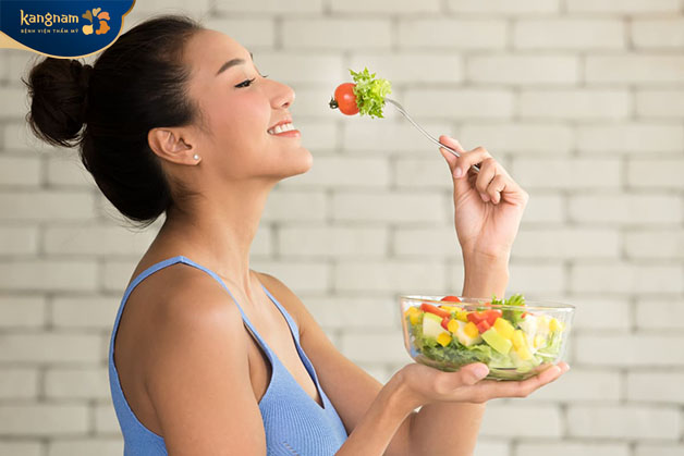 Chế độ ăn nhiều rau củ cung cấp vitamin, dưỡng chất đầy đủ cho da