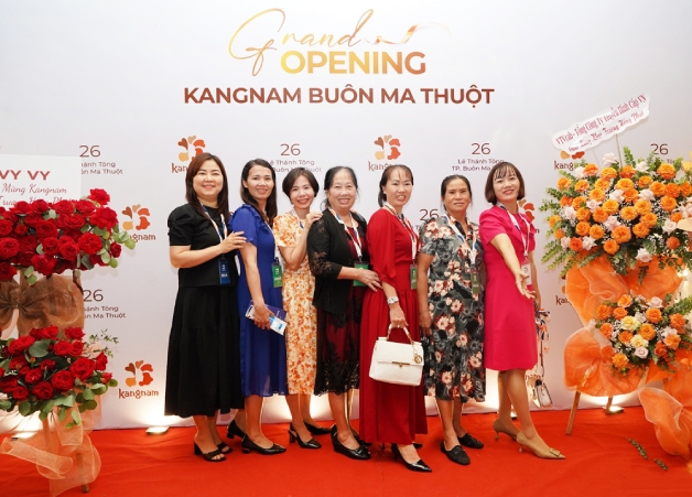 Kangnam nhận được rất nhiều tình cảm của tín đồ làm đẹp Xứ Buôn Mê