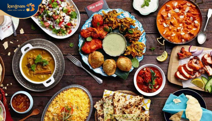 Nên kiêng ăn thực phẩm cay nóng