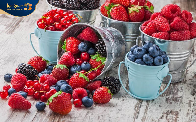 Quả mọng hỗ trợ cải thiện mụn viêm