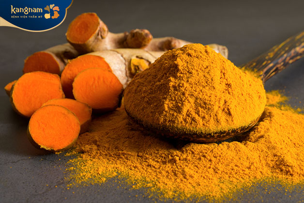 Mặt nạ nghệ đắp ở vùng da cổ sẽ điều trị mụn nhanh chóng