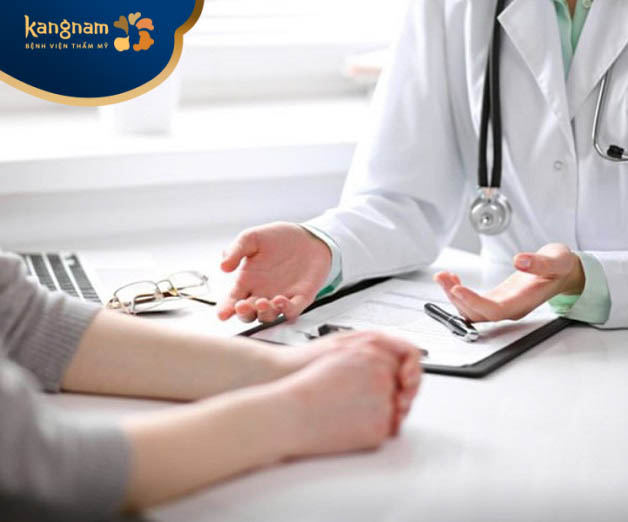 Tái khám định kỳ theo lịch hẹn của bác sĩ