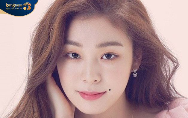 Cô nàng có tài ăn nói lại khéo léo trong mọi chuyện