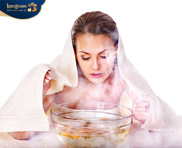 Trong ngày thứ hai, xông hơi sẽ giúp da giãn nở để hấp thụ dưỡng chất hiệu quả