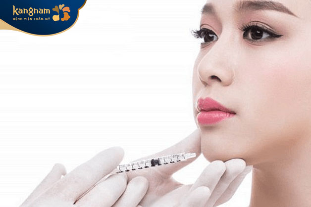 Tiêm filler cằm có cảm giác căng cứng trong khoảng 1-2 tuần