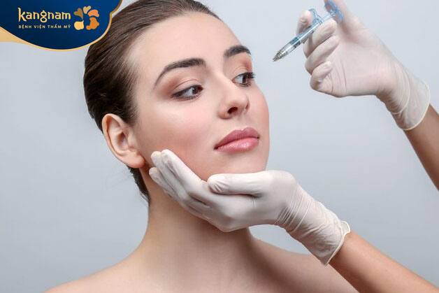 Tiêm filler sưng do phản ứng của cơ thể