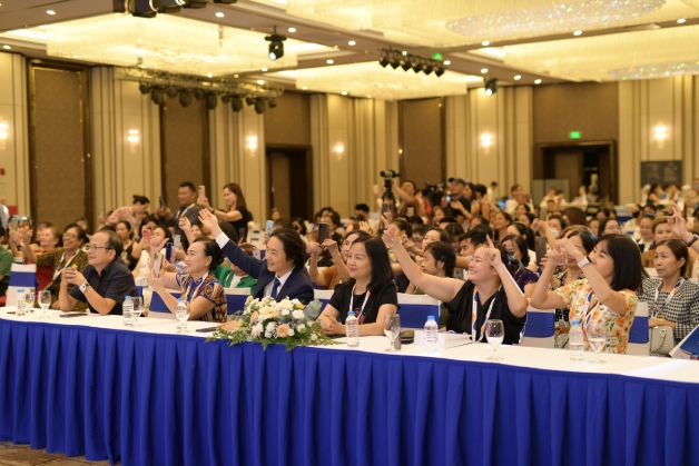 Đông đảo khách hàng tham dự khai trương Kangnam Hải Phòng