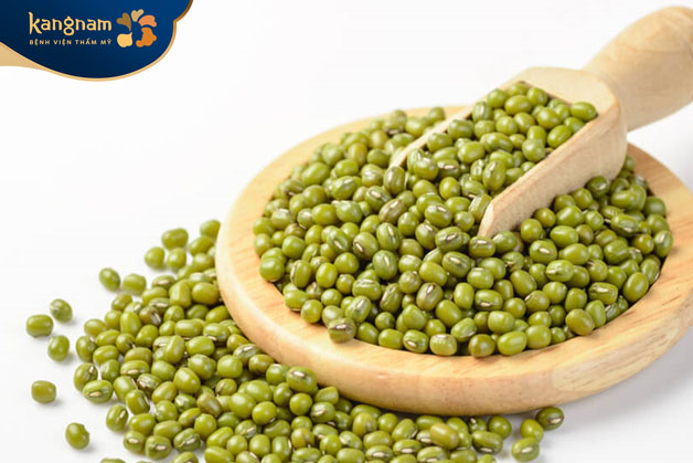 Đậu xanh trị mụn bọc ở mông