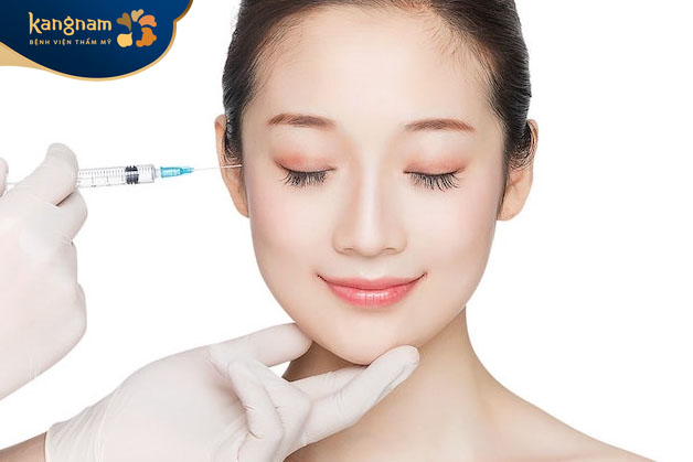 Tránh va chạm vào vùng tiêm