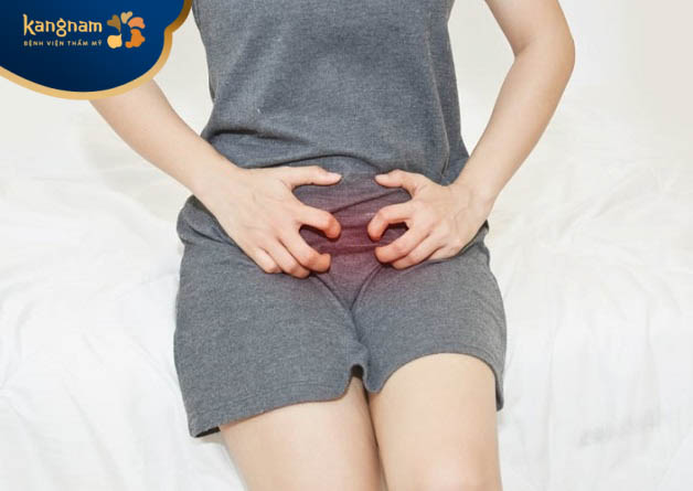 Khi có biểu hiện ngứa ngáy ở vùng kín, không nên gãi lên vùng da đang bị ngứa