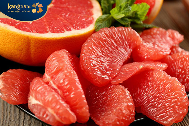 Ăn bưởi giúp chị em nâng cao "đôi gò bồng đào" dễ dàng