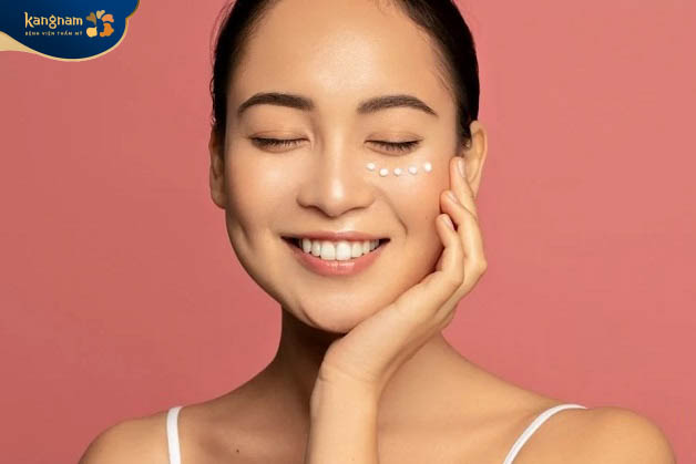 Lúc này bạn có thể chăm sóc da sau peel như bình thường