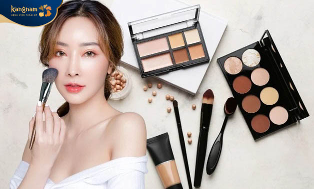 Trang điểm giúp gương mặt thon dài và tạo hiệu ứng bằng bớt lẹm