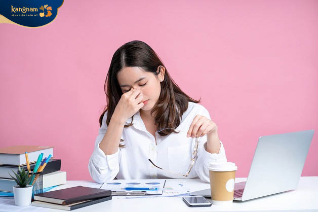 Căng thẳng quá mức cũng là nguyên nhân