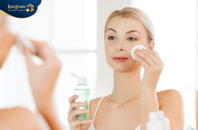 Vệ sinh da không sạch sẽ là một trong những nguyên nhân gây mụn bọc