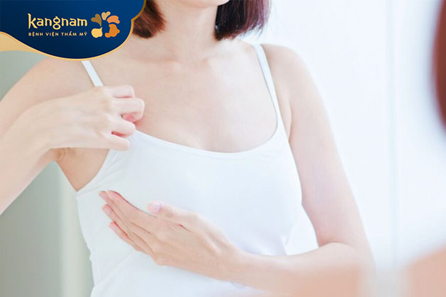 phụ nữ nên nâng ngực trước khi sinh em bé khoảng 2-3 năm