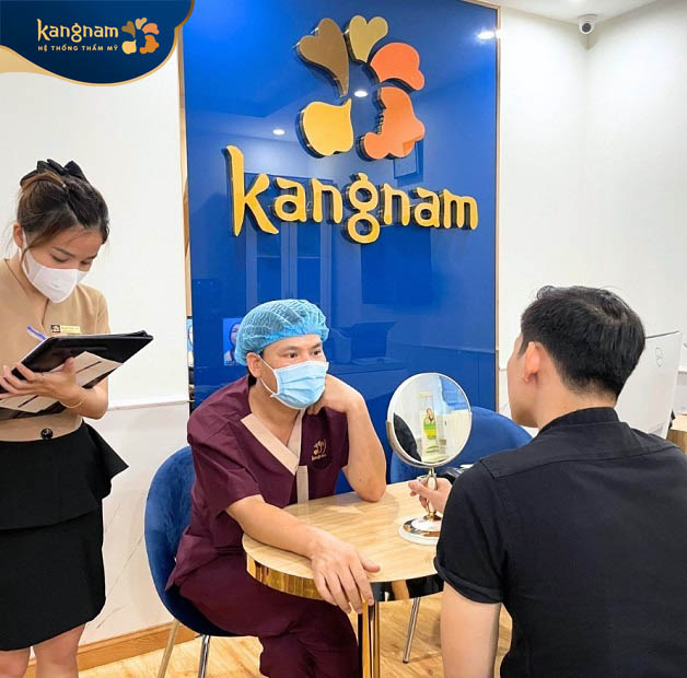 Khách hàng được thăm khám 1:1 với bác sĩ