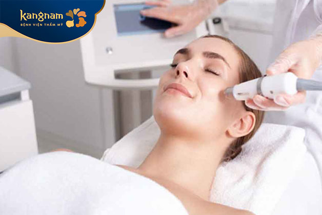 Chữa tàn nhang bằng tia laser sẽ bong vảy sau khoảng 5 đến 7 ngày