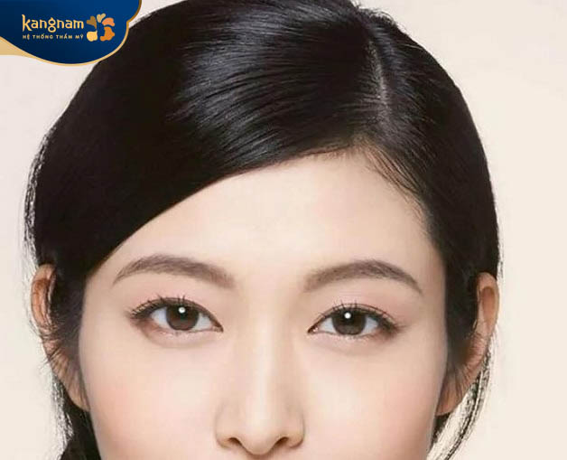 Người sở hữu lông mày lá liễu rất thông minh, hoạt bát, kỹ năng giao tiếp tốt