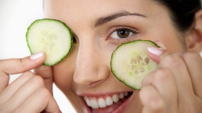 Dưa leo hỗ trợ giảm tăng sắc tố tại nhà