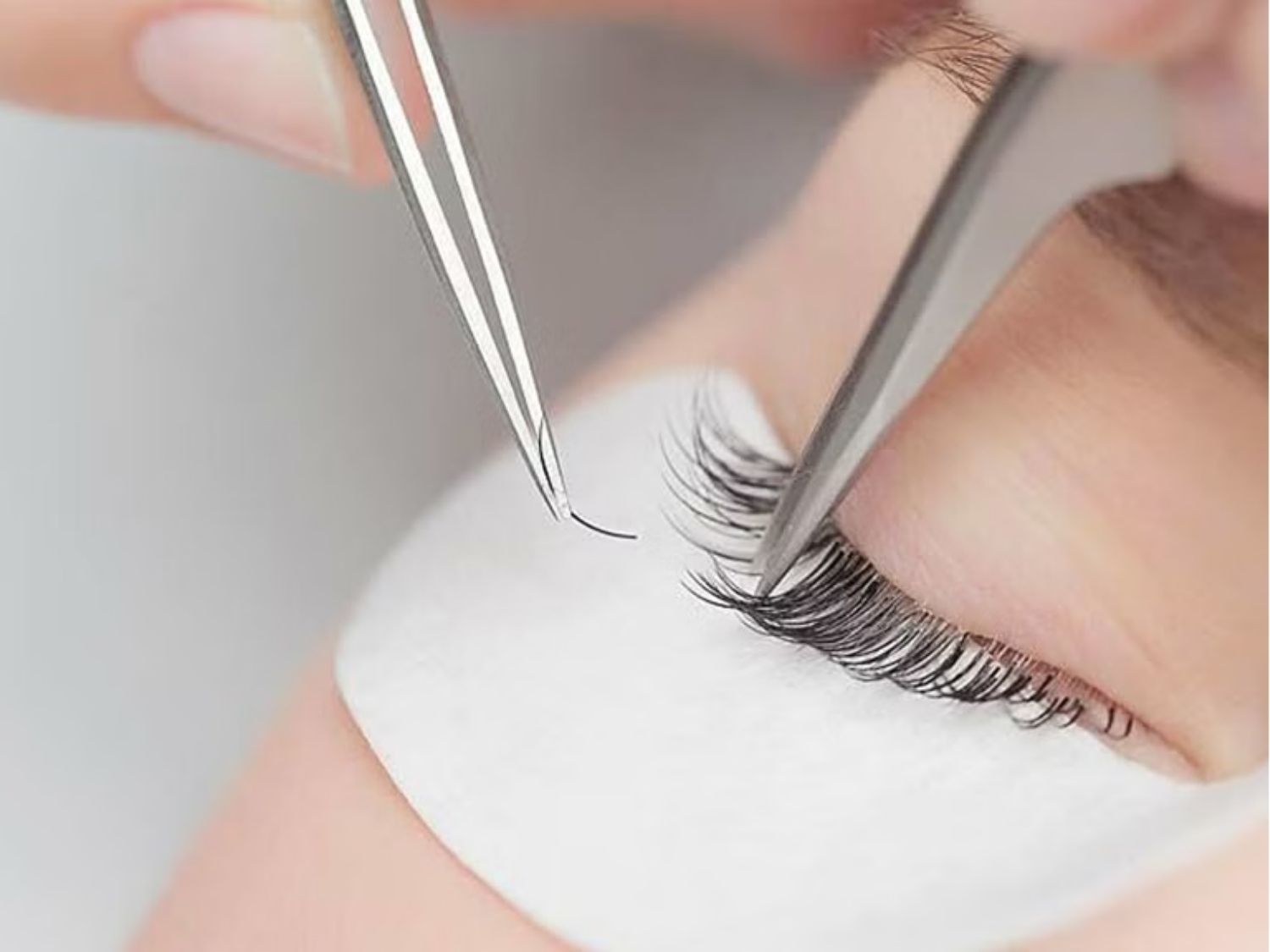 Cấy mi Nano là phương pháp tiên tiến trong làm đẹp