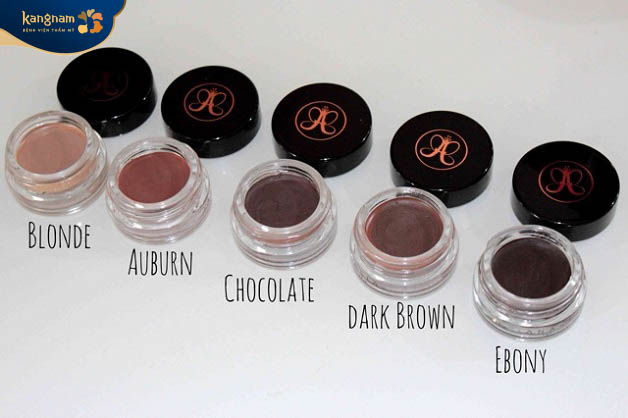 Gel kẻ chân mày cũng được ưa chuộng