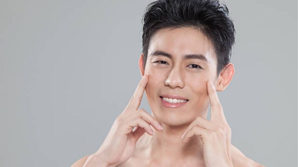 Hạ gò má nam giới: Bí quyết sở hữu khuôn mặt góc cạnh, nam tính