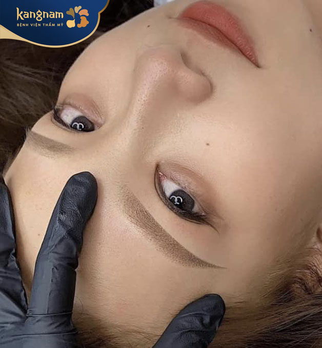 Khách hàng phun xăm tại Kangnam vô cùng hài lòng