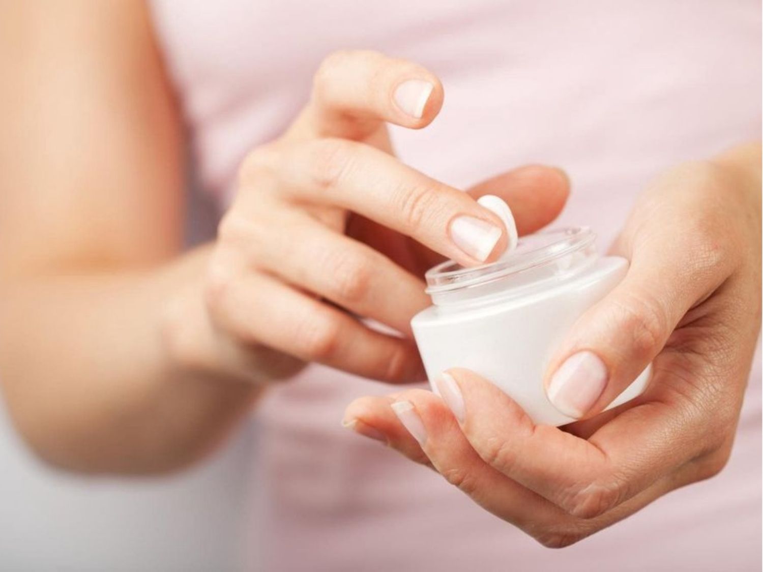 Kem làm hồng nhũ hoa