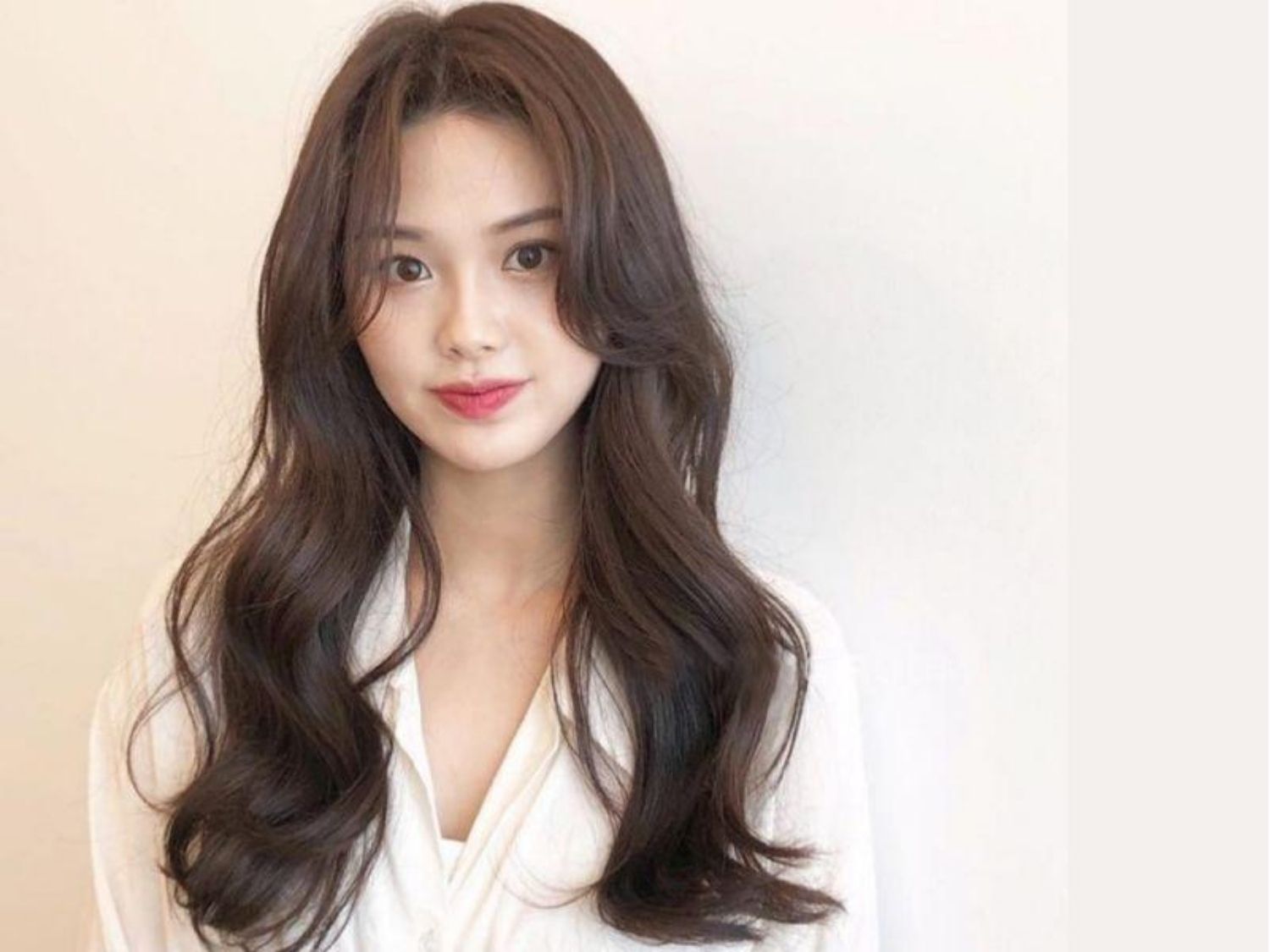 Nữ mặt gãy lưỡi cày