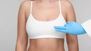 Nâng ngực bằng mỡ tự thân là gì? Ưu nhược điểm, quy trình và chi phí mới nhất