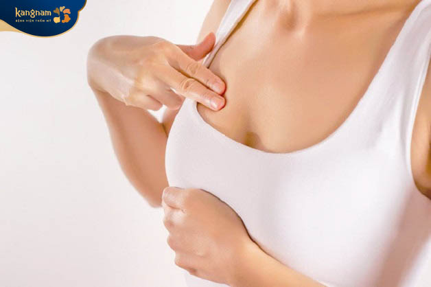 Nâng ngực lần 2 do kết quả thẩm mỹ không được như mong muốn